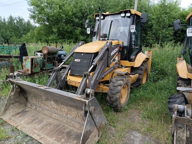 Экскаватор-погрузчик Weichai WLB468-II — фотография 1