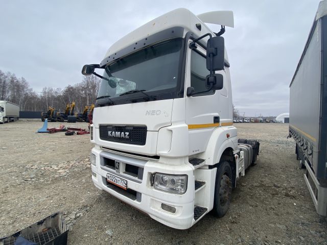 Седельный тягач КАМАЗ 5490-S5 — фотография 1