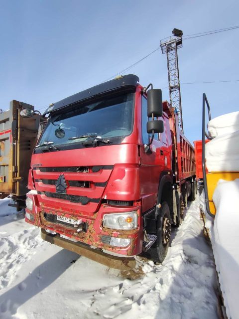Специализированный, автомобиль - самосвал HOWO ZZ3407S3867E — фотография 1